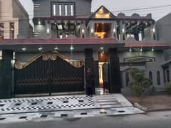 1 Kanal House Available For Sale 40 Feet Road 7 Beds