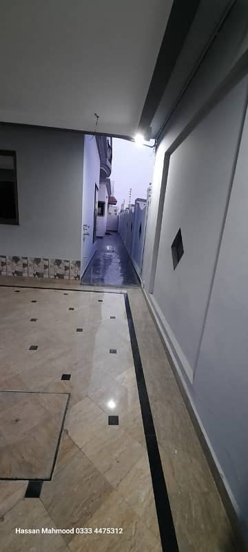 Valencia Town Lahore Kanal Corner House 60 Feet Road House For Sale 7 Beds 11