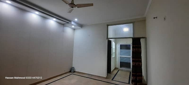Valencia Town Lahore Kanal Corner House 60 Feet Road House For Sale 7 Beds 17