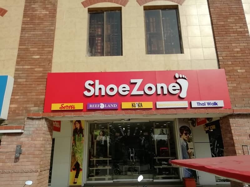 Experienced  Salesman required at Shoezone Aslam Market 0