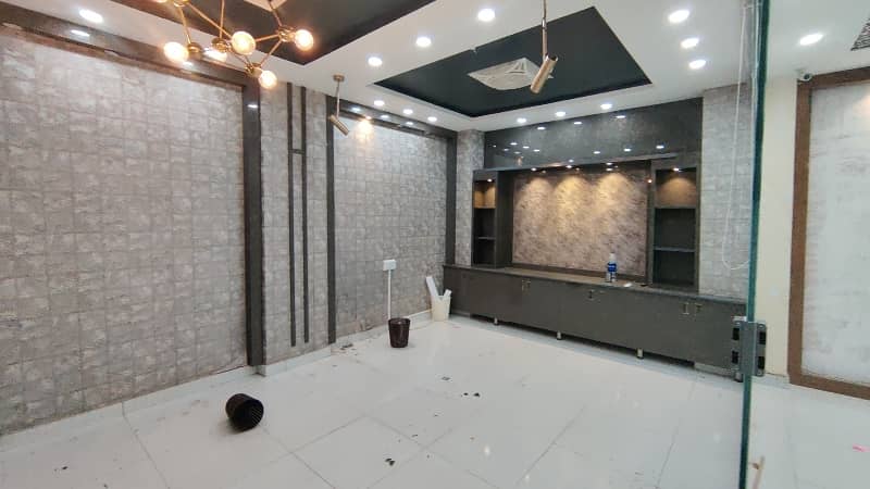 1120 Square Feet Basement Shop For Rent In Gulberg Green 6