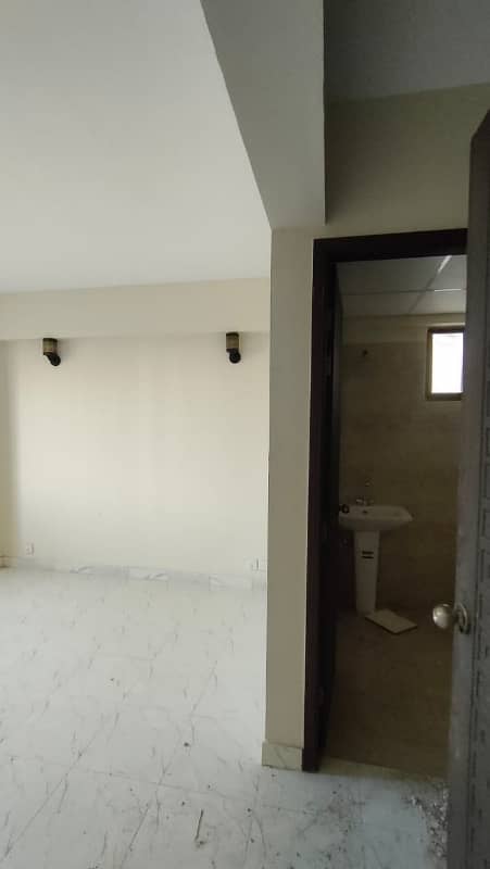 Falaknaz Dynasty Flat Available For Rent 8