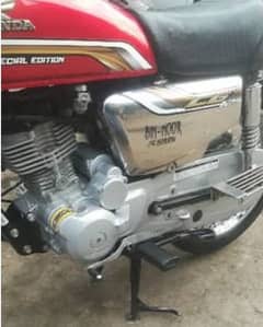Genuine Fuel Tank and side covers