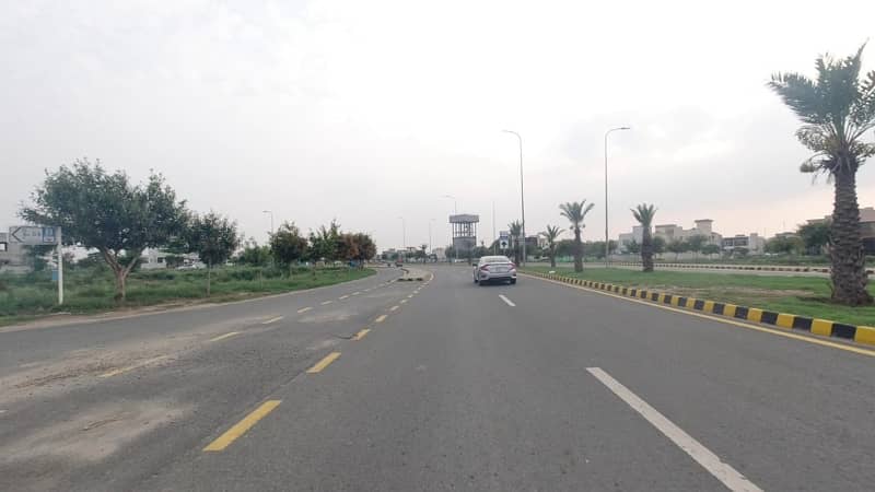 Direct 5 Marla Plot Prime Location Investor Rate In DHA 9 Town Lahore 4