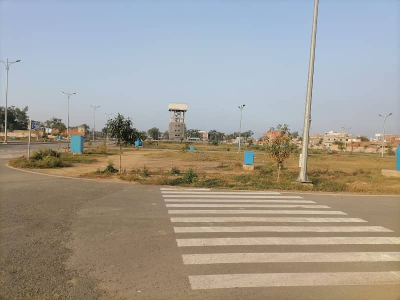 Direct 5 Marla Plot Prime Location Investor Rate In DHA 9 Town Lahore 8