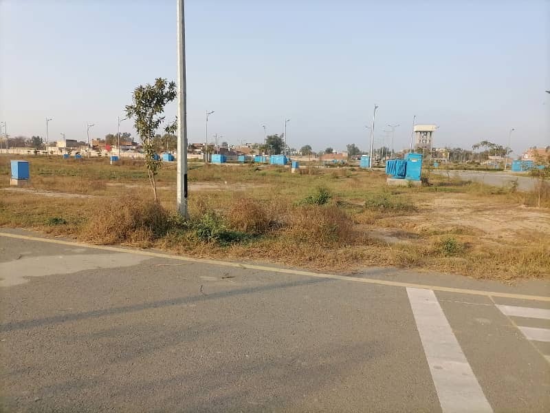 Direct 5 Marla Plot Prime Location Investor Rate In DHA 9 Town Lahore 12