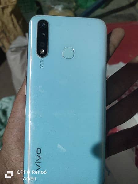 Vivo Y19 4+128 With Box And charger Screen pr thora nishan ha but okkk 1
