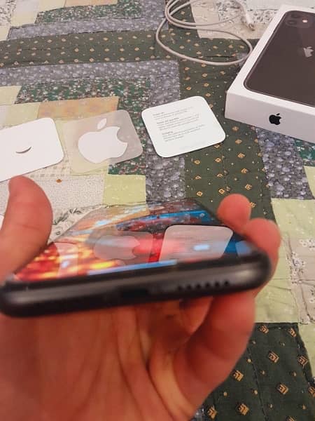 iPhone 11 jv 64GB number 03118488141 2