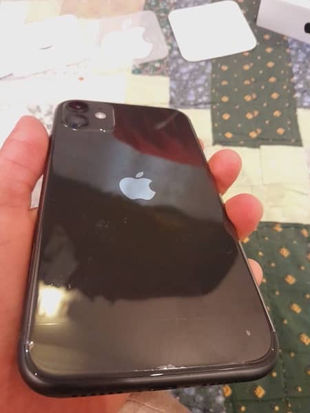 iPhone 11 jv 64GB number 03118488141 4