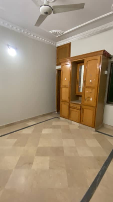 6 Marla upr wala 1.5 story house for rent in phase 1 10