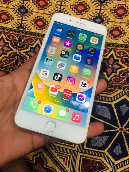 iphone 8plus pta approved 64gb 2