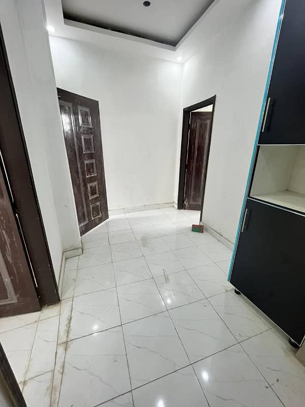 BRAND NEW APARTMENT OPPSITE DHA PHASE 2 AKHTAR COLONY 4