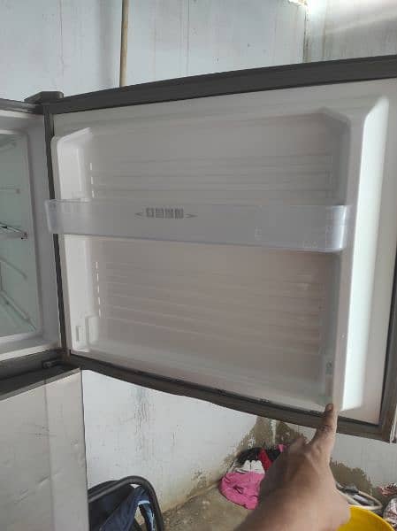 refrigerator dawlance 2