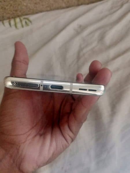 OnePlus 8 5