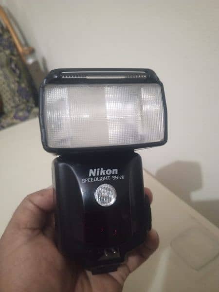 Flash light/speed light sb-28 Nikon 4
