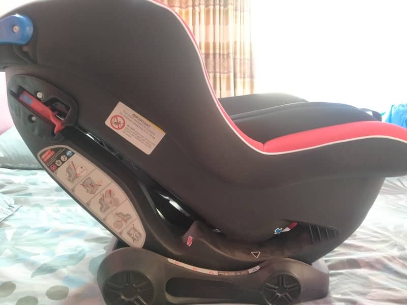 NEW Junios speedwell car seat for sale 6