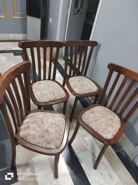5 × 3 feet dining table with 4 chairs 6