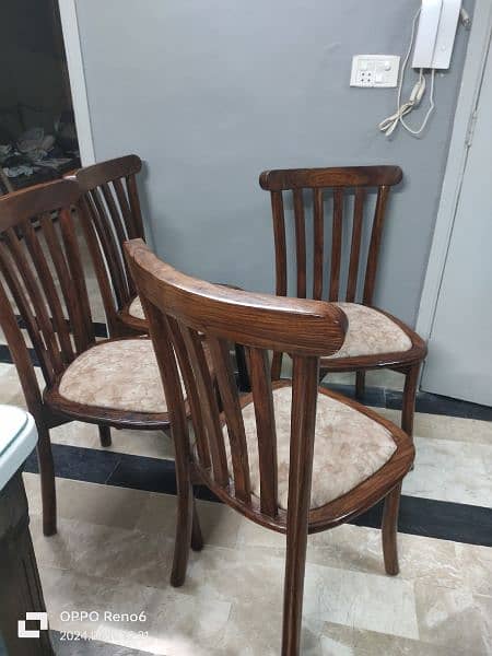 5 × 3 feet dining table with 4 chairs 7