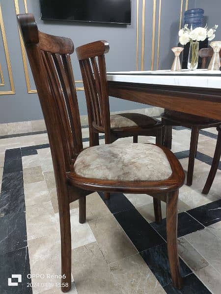 5 × 3 feet dining table with 4 chairs 9