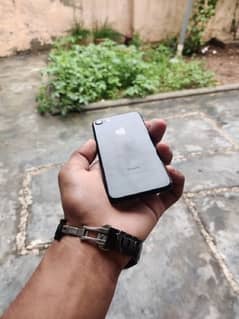 iphone 7, 128 gb non pta ( sim wokring ) water pack good condition 0