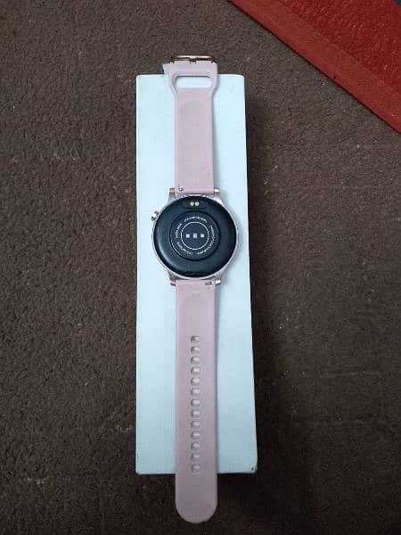 Smart watch brand YOLO 3