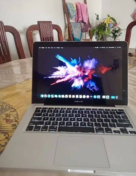 MacBook Pro 512GB storage 16GB SSD 0