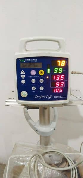 Criticare Vital Sign Monitor - BP Moniter - Patient Moniter Wellch 9