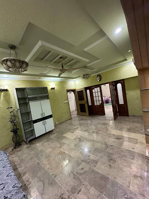 Clifton, Apartment For Rent 14