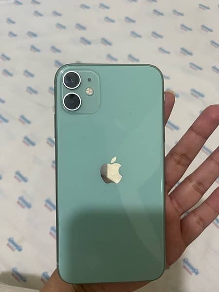 iphone 11 64gb jv mint green ( only minor line on bottom of screen) 0