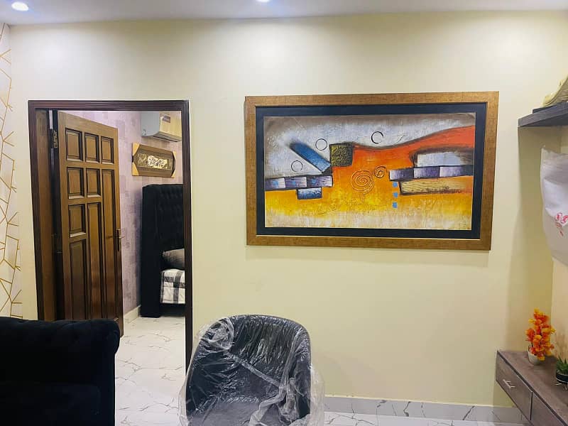 1 BEDROOM FULLY FURNISHED APARTMENT FOR SALE IN SECTOR D BAHRIA TOWN LAHORE 4