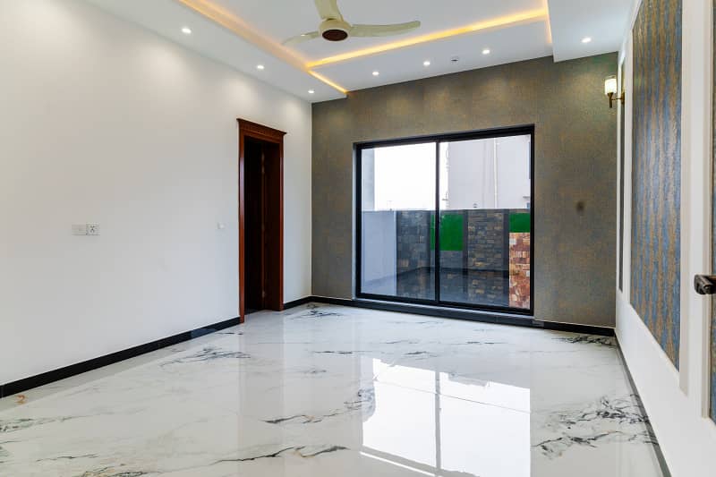 Beautiful Location 01 Kanal Brand New House Is Available For Sale In DHA Phase-7 3