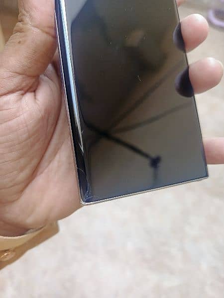 Samsung Galaxy Note 10 plus 12/256Gb Dual sim (Minor Cornor Crack)10/9 3