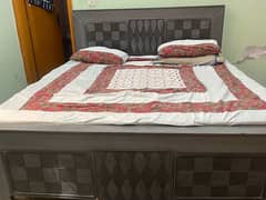 King size bed Available for sale used for a year just.