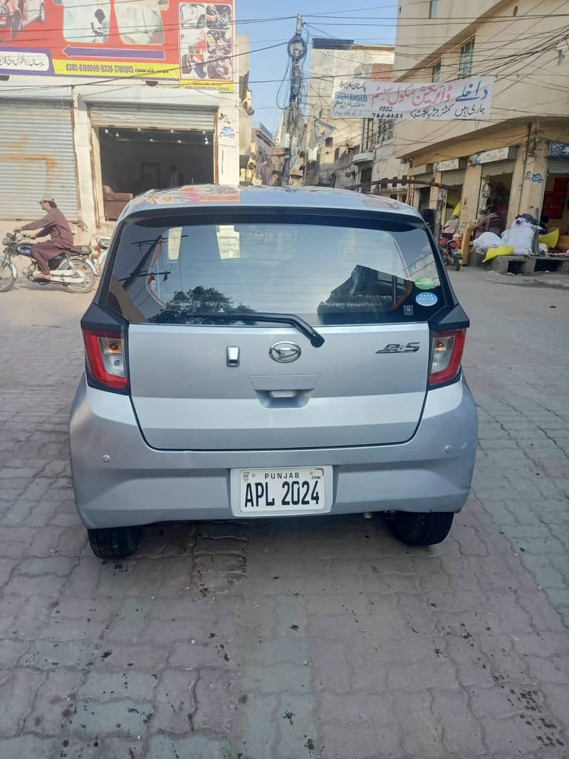 Daihatsu Mira Eis 660 cc 2021/2023 5