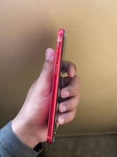 Selling my iPhone SE 2020 0
