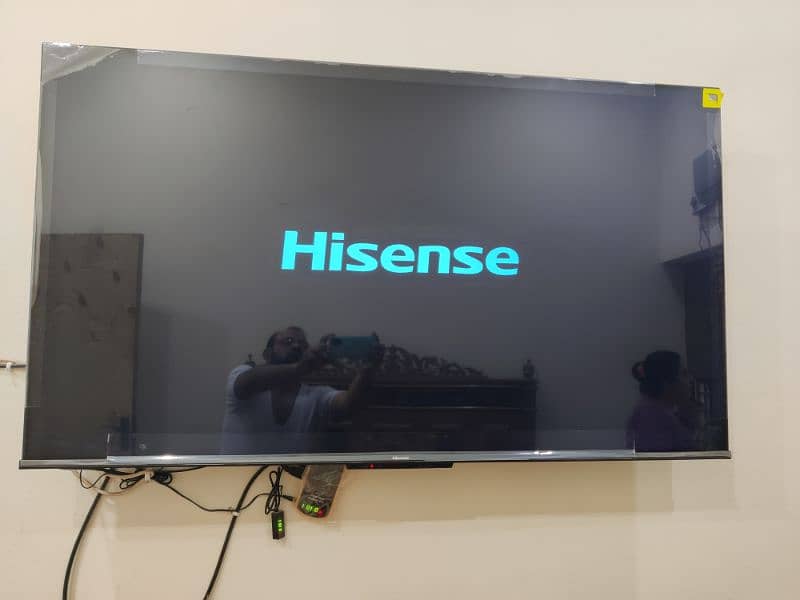 Hisence UHD LED 55 Inch. Just 5 months used 10/10 . warnty letter open. 2