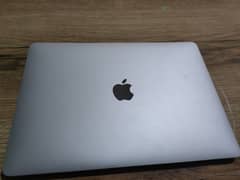 Apple Macbook pro 13 inch 2017 16gb 0