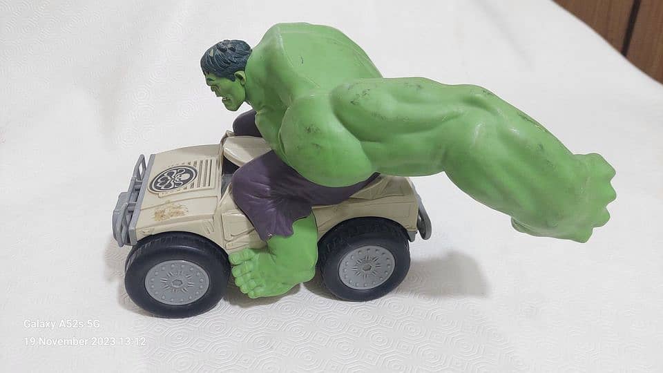 XPV Marvel RC Hulk Smash 4