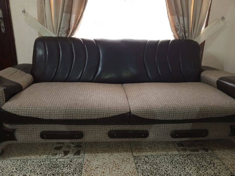 10 seater sofa set for sale. Just for 90k! Excellent condition 10