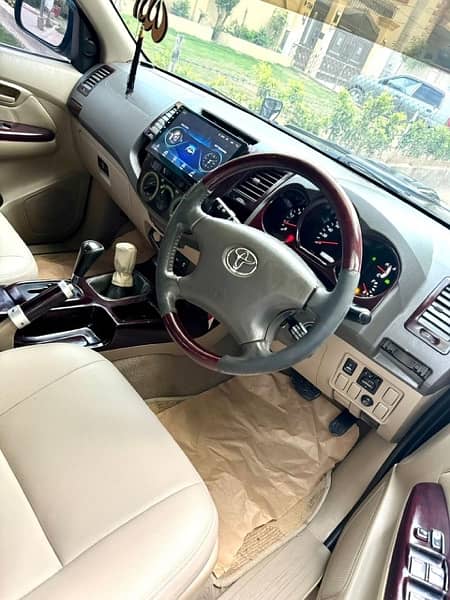 Toyota Hilux Vigo Thailand  VN Turbo 3.0 Diesel Automatic Model 2011 9