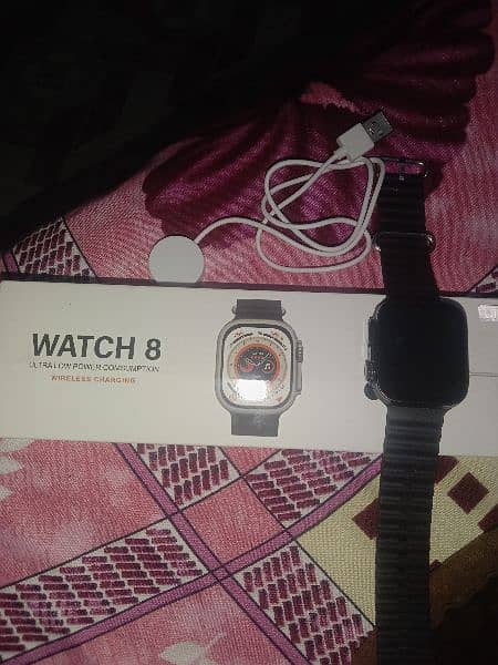 Brand new smart watch came from Dubai. also have charger 1