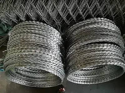 hotdipped Galvanized Chainlink Fence / Pvc coated Chainlink/ fence 1