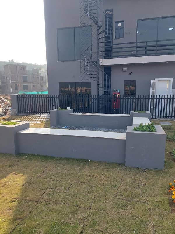 10 Marla Designer House With 10 Marla Back Lawn Available For Sale In Bahria Town Rawalpindi 32
