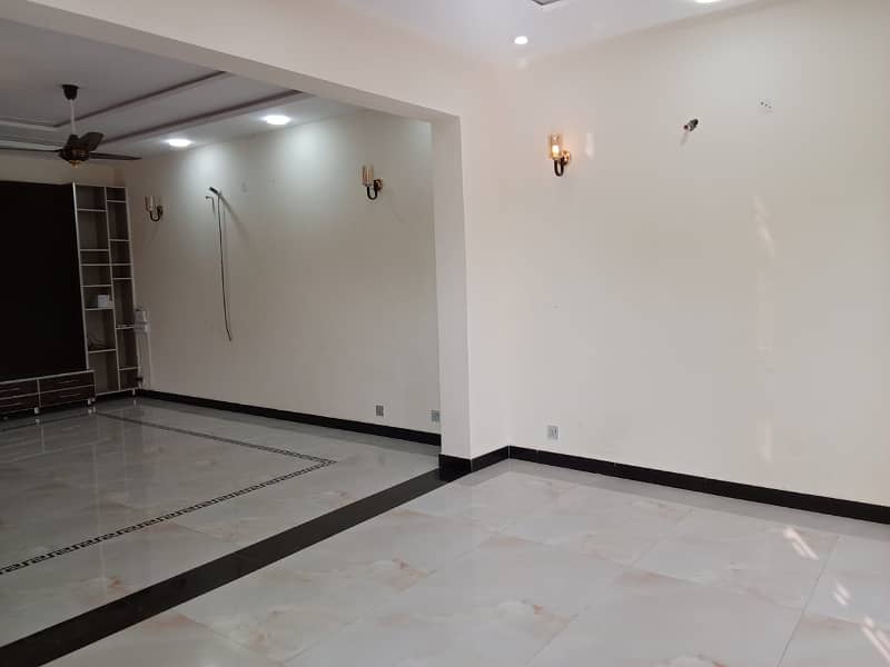 BRAND NEW10 MARLA HOUSE FOR RENT BAHRIA ORCHARD LAHORE 2
