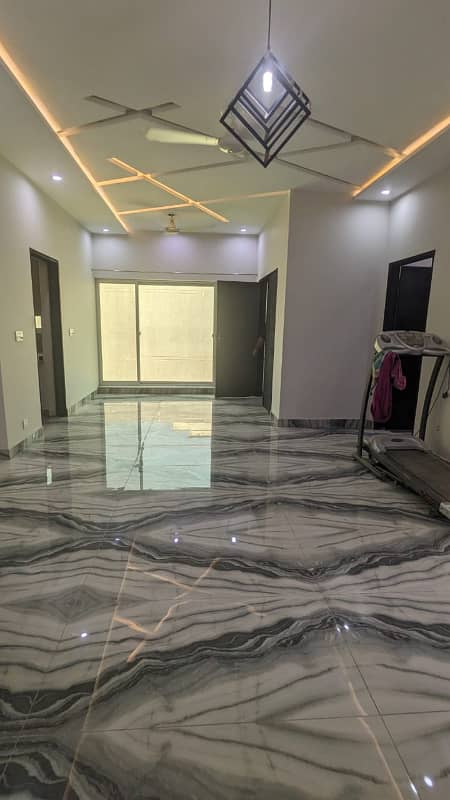 BRAND NEW UPPER 10 MARLA PORTION FOR RENT BAHRIA ORCHARD LAHORE 7