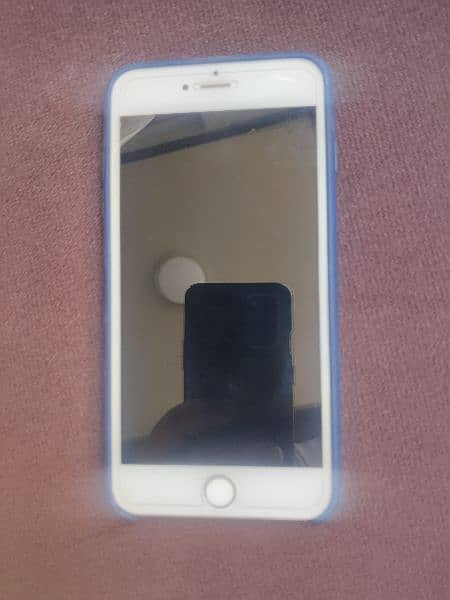 iphone 6s plus 64 gb mint condition . 6
