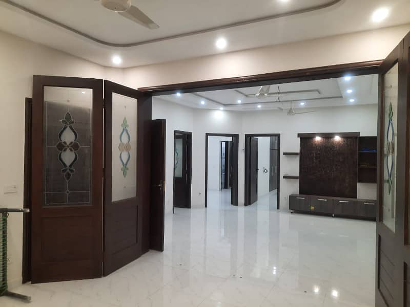 BRAND NEW 10 MARLA HOUSE FOR RENT BAHRIA ORCHARD LAHORE 23