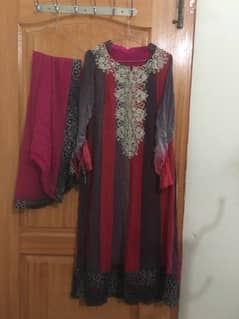 two pice suits ha pure chiffon ka best condition