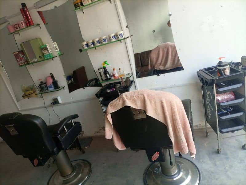 saloon for sale 1