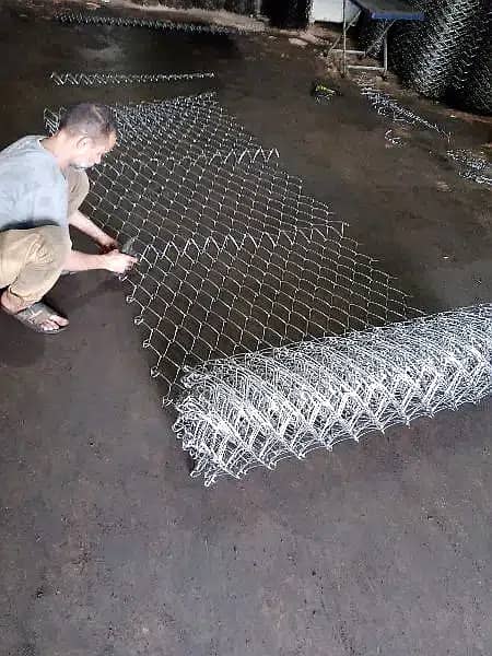 Fence Mesh Net Chainlink spot welded mesh 03007028033 4